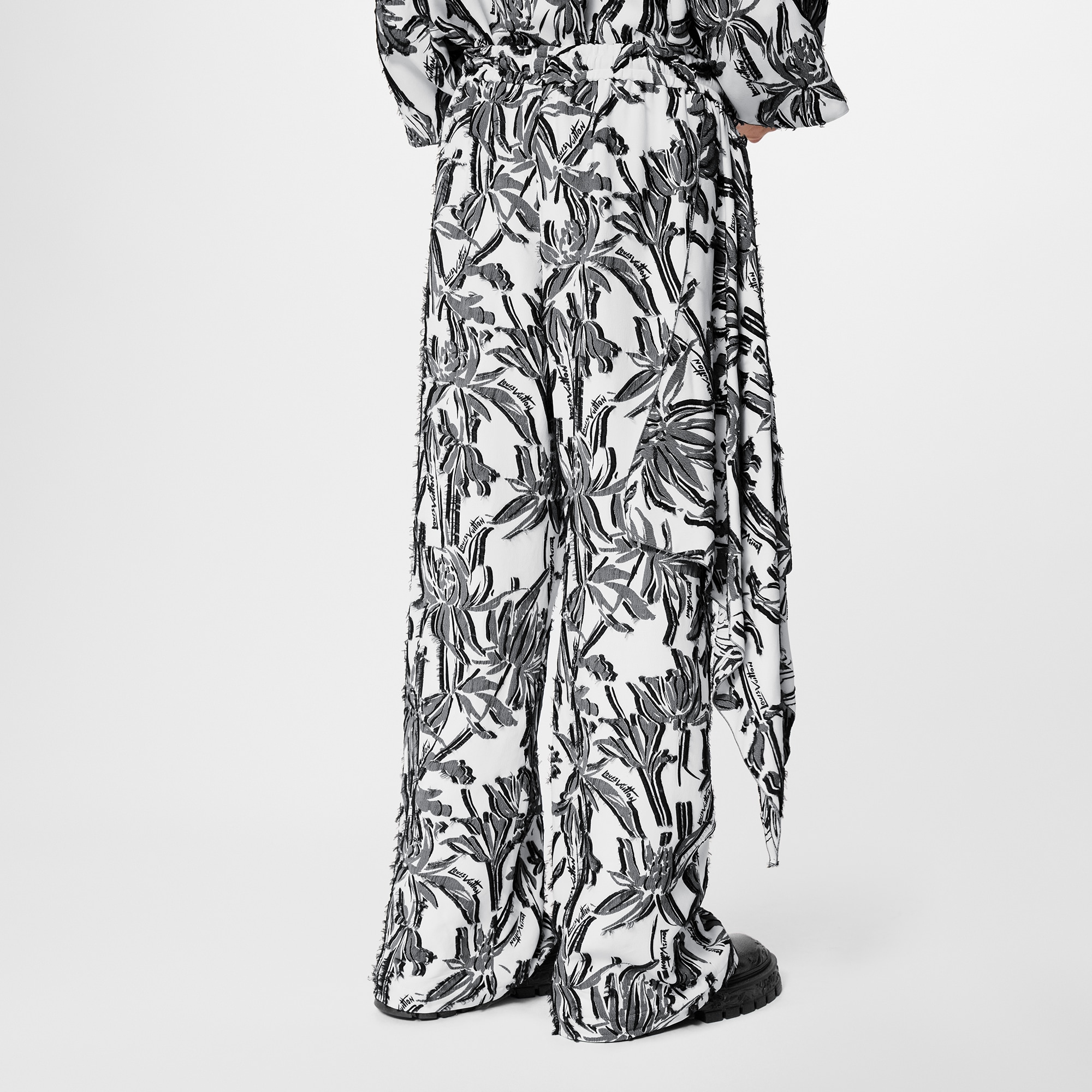 Draped Relaxed Pants All Ready to Wear 1AB5JP LOUIS VUITTON